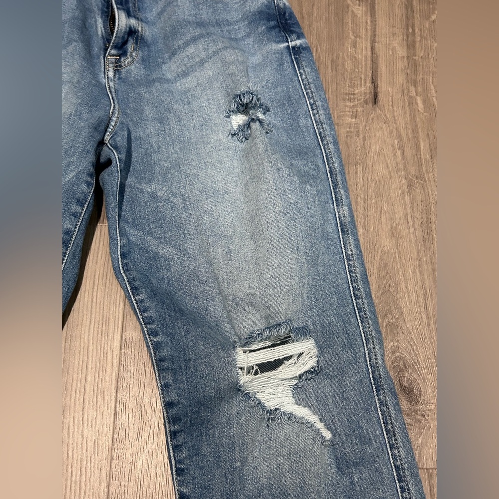 ❥𝒪𝒶𝓈𝒾𝓈 𝐛𝐲 𝐞𝐮𝐧𝐢𝐧𝐚: Distressed Straight Jeans - Picture 7 of 8